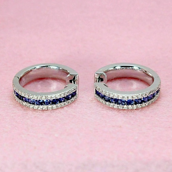 🌟 Hoop Sapphire Earrings - Picture 2 of 3